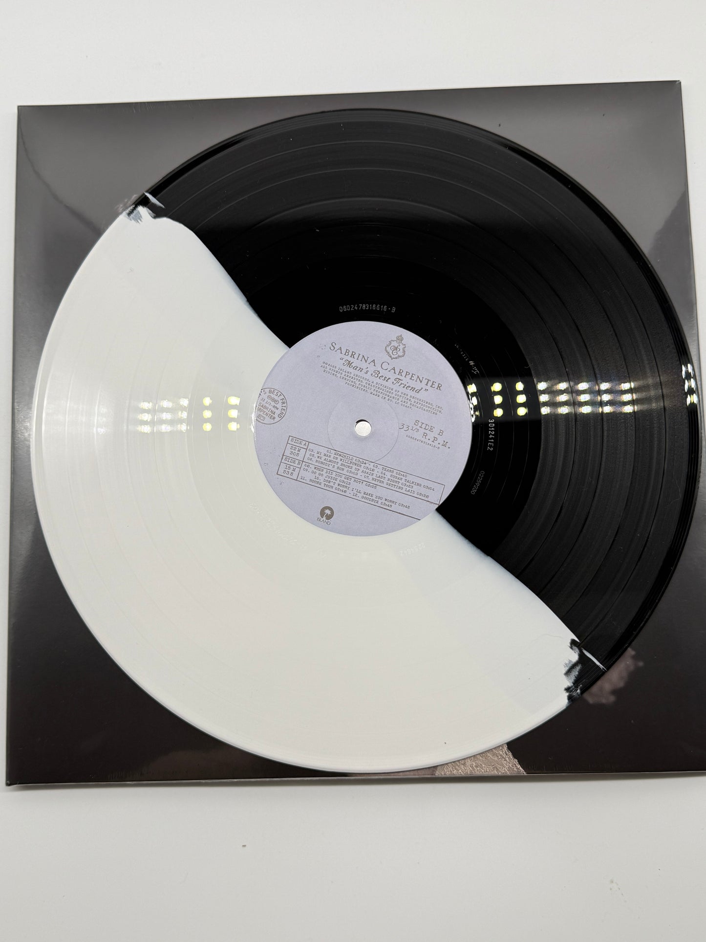 Sabrina Carpenter - Man’s Best Friend Alt Cover LP D2C