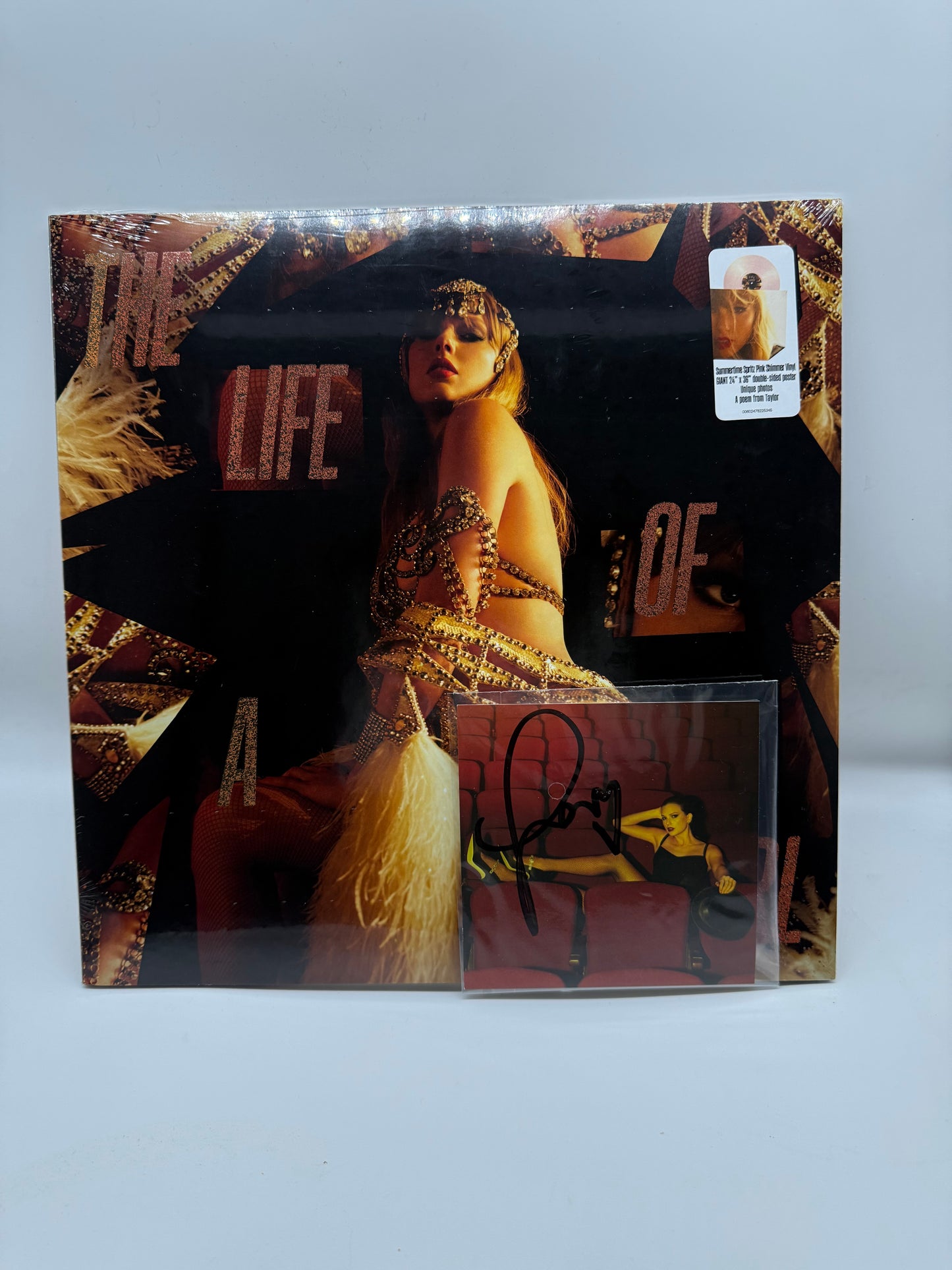 Taylor Swift - The life of a showgirl (Summertime Spritz Edition & Signed CD sized insert)