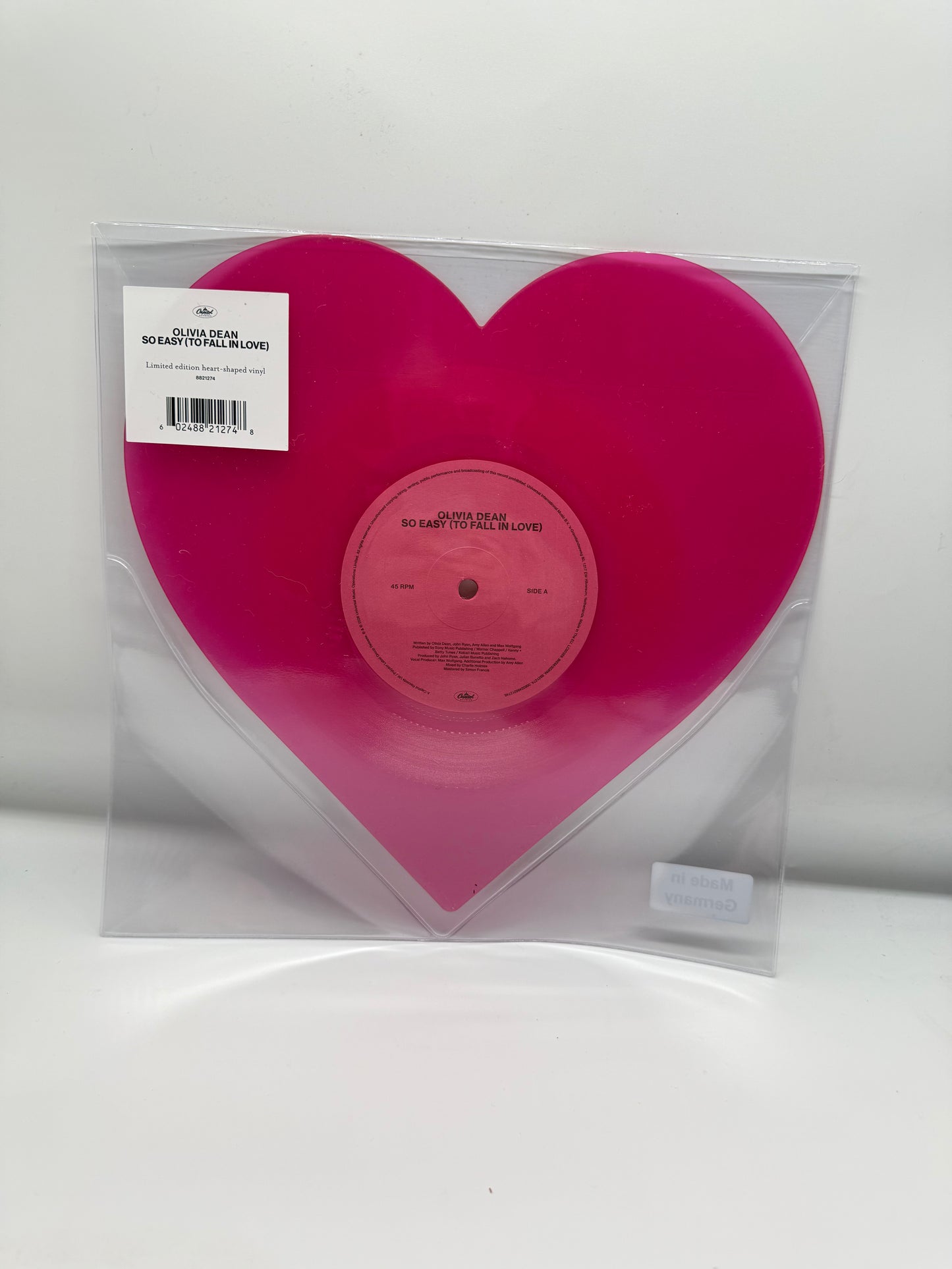 Olivia Dean - So Easy (To fall in love) / I’ve seen it Heart shaped 10” Single