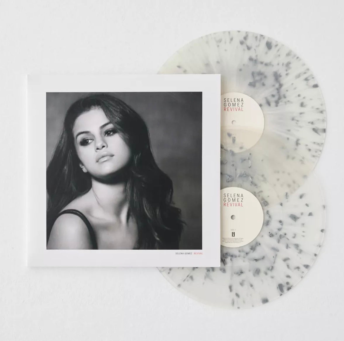 Selena Gomez - Revival (B Stock) UO Exclusive US Import